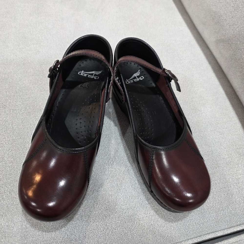 Dansko Burgundy Leather Mary Jane Clogs – Size 38
